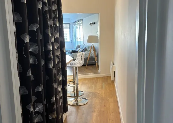 Les Pieds Dans L'eau * Royan